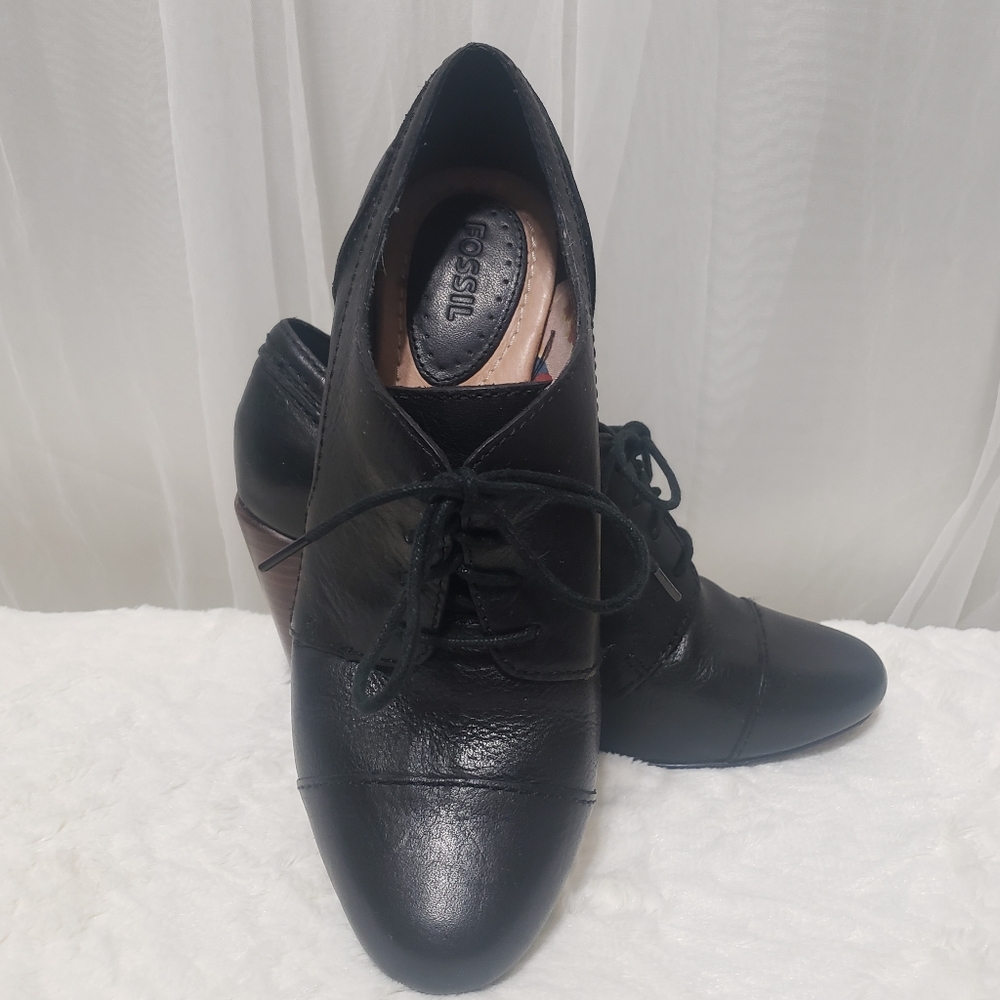Fossil Black Leather Heeled Booties Sz 8 - Picture 5 of 16